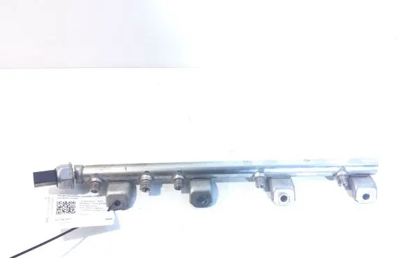 BMW 7 F01 F02 F03 F04 Fuel main line pipe 7547599 7537319