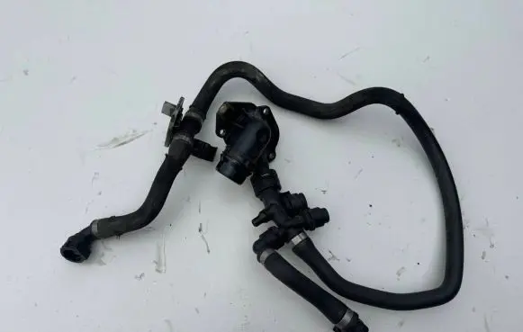 BMW 5 GT F07 Engine coolant pipe/hose 8513834 PA66GF30
