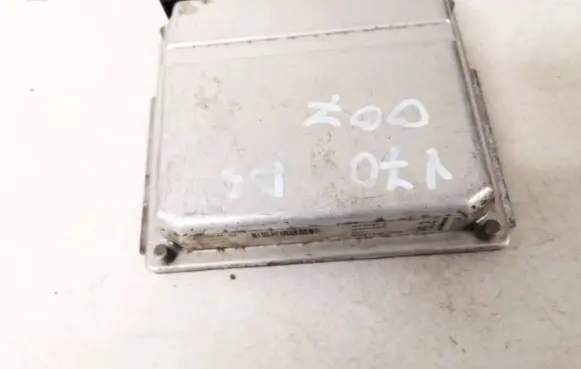 Volvo S70 V70 V70 XC Engine control unit/module 0281001776 09496667a