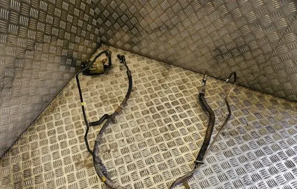 Ford Mondeo MK IV Power steering hose/pipe/line 6G913A719AD