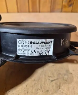 Audi A3 S3 8P Front door speaker 8P0035411