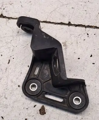 Volkswagen PASSAT CC Gear shift cable bracket 1K0711789J