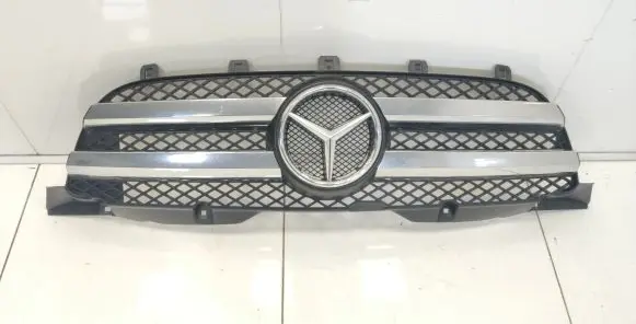 Mercedes-Benz Sprinter W906 Front grill A9068800385