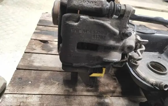 Renault Trafic III (X82) Front brake caliper
