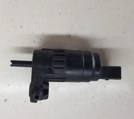 Skoda Yeti (5L) Windscreen/windshield washer pump 1K6955651
