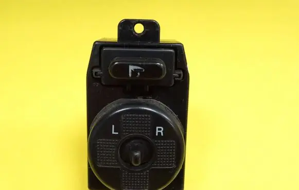 KIA Carnival Wing mirror switch 621W04210