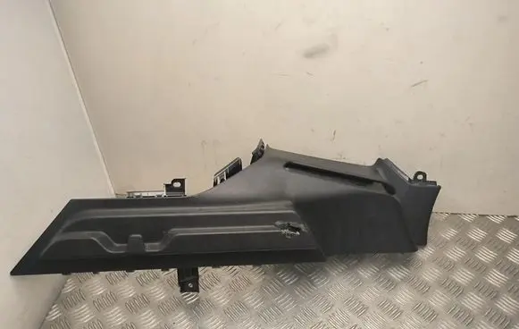 BMW 2 Active Tourer U06 (D)pillar trim (top) 9483455