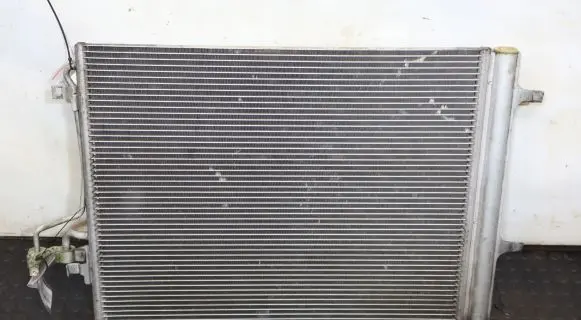 Ford Focus A/C cooling radiator (condenser)