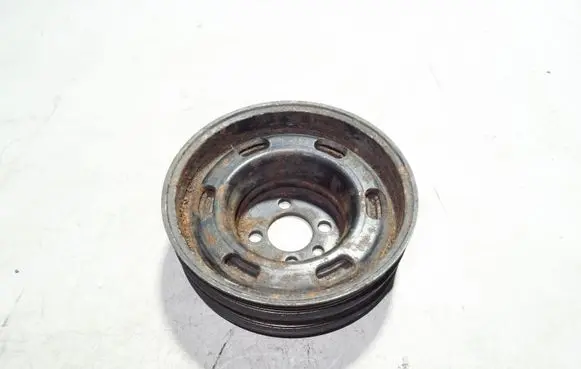 Audi A4 S4 B5 8D Crankshaft pulley 058105251E