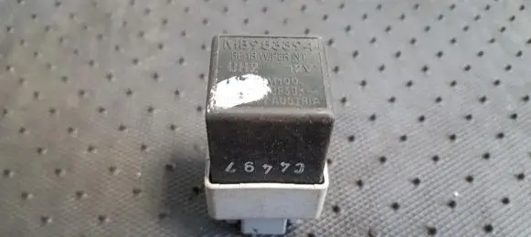 Mitsubishi Carisma Other relay MB953394 72HM100