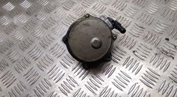 Audi A6 S6 C5 4B Vacuum pump 057145100C 03T2030835