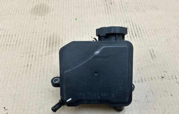 Mercedes-Benz E W211 Power steering fluid tank/reservoir A0004602283
