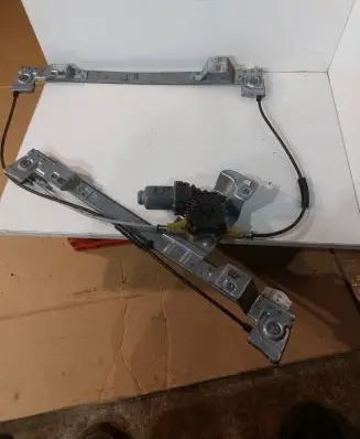 Renault Kangoo II Front door window regulator with motor 402087A 230610214 0214641T