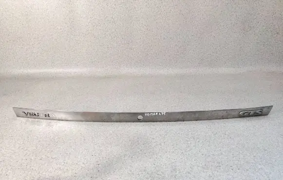 Opel Vectra C Tailgate trim 09177067