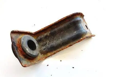 Honda FR-V Radiator mount bracket 