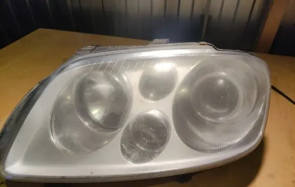 Volkswagen Touran I Headlight/headlamp 1T0941031D 0301205271