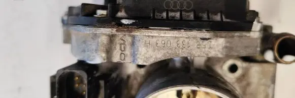 Audi A4 S4 B5 8D Throttle valve 058133063H 408237212002 T04896