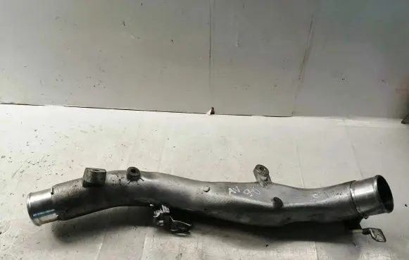 Toyota Avensis T270 Intercooler hose/pipe 1736126060