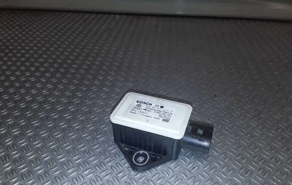 Skoda Fabia Mk2 (5J) ESP acceleration yaw rate sensor 6Q0907637A 0265005691
