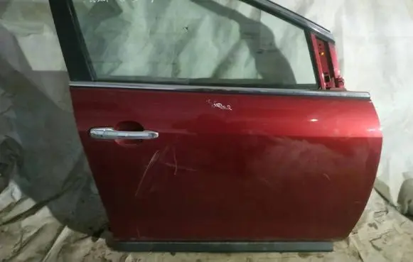 Mazda CX-7 Front door raudonos