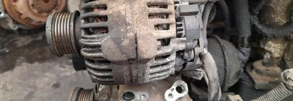 Mitsubishi Grandis Generator/alternator 06f903023f