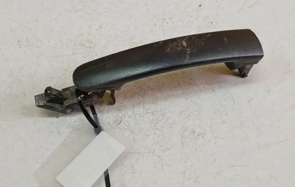 Skoda Octavia Mk2 (1Z) Front door exterior handle 3B0837207