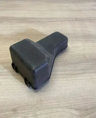 Toyota Avensis T250 Fuse box cover