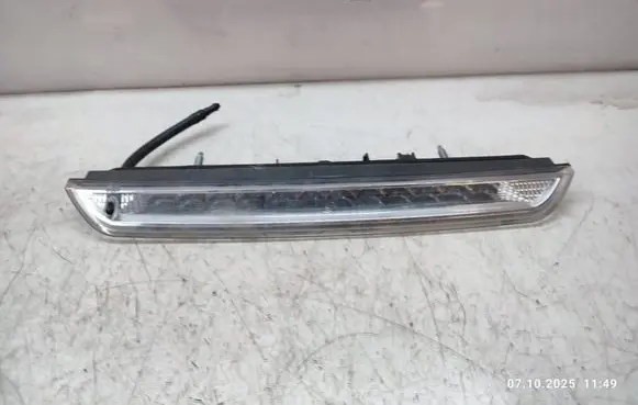 Peugeot 508 RXH Third/center stoplight 9688016380A