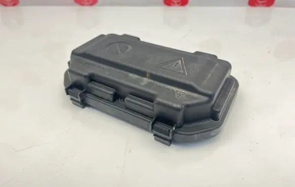 BMW 4 F36 Gran coupe Fuse box cover 9224872 10688710