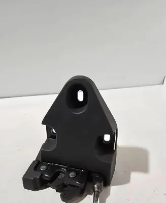 Loading door lock