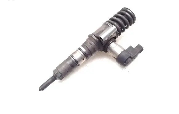 Audi A4 S4 B7 8E 8H Fuel injector 03G130073T