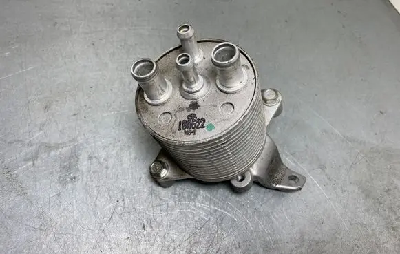 Subaru XV II Gearbox / Transmission oil cooler 180622