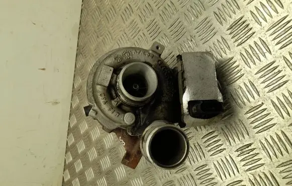 KIA Sorento Turbo 282312F100