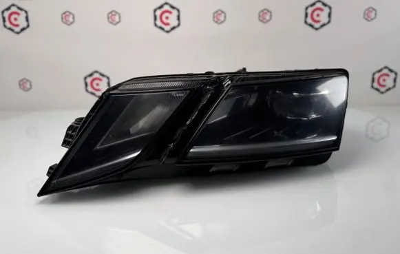 Skoda Octavia Mk3 (5E) Headlight/headlamp 5E1941015D