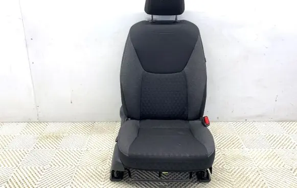 Toyota Yaris Front passenger seat 