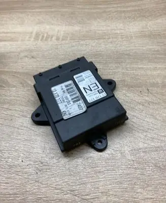 Opel Vectra C Door control unit/module 13170177