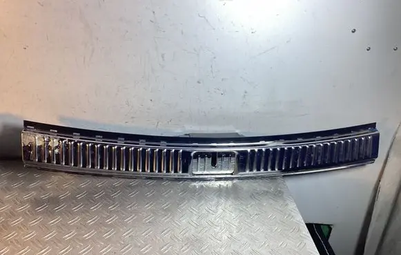Porsche Cayenne (92A) Trunk/boot sill cover protection 7P0863459F