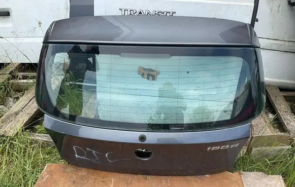 BMW 1 E82 E88 Tailgate/trunk/boot lid