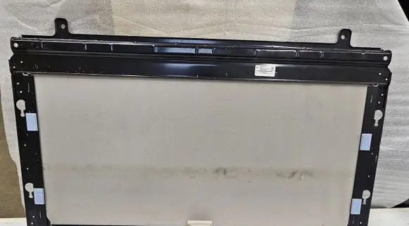 Chrysler Pacifica Parcel shelf load cover 5SD25PD2AD 016190000204