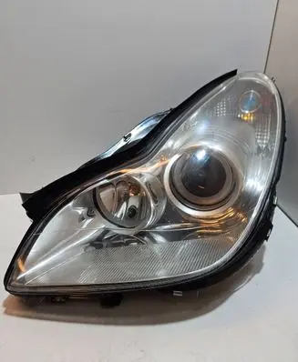 Mercedes-Benz CLS C219 Headlight/headlamp 1596770