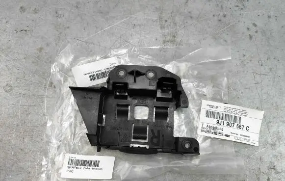 Porsche Taycan 9J1 Holder (bracket) 9j1907667c