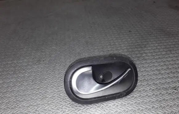 Renault Scenic II - Grand scenic II Front door interior handle 8200028487