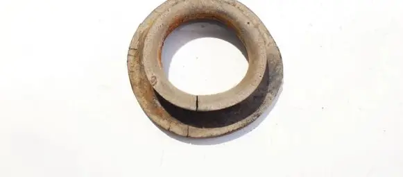 Hyundai Getz Front coil spring rubber mount 553321c000 55332-1c000