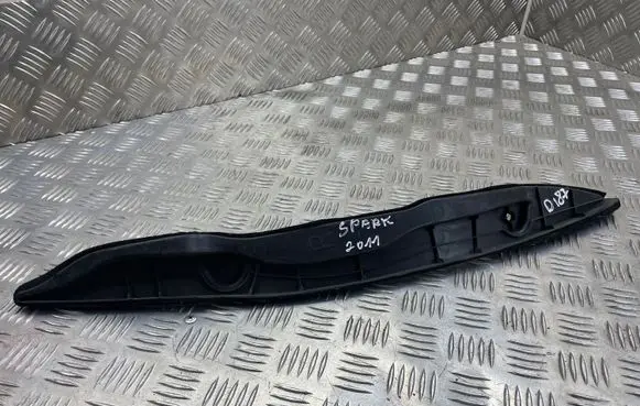 Chevrolet Spark Fender end trim 96571377