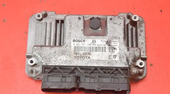 Toyota Auris 150 Engine control unit/module ECU 89661-02E90