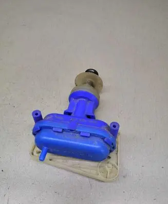 Audi 100 200 5000 C3 Central locking vacuum pump 893862153D