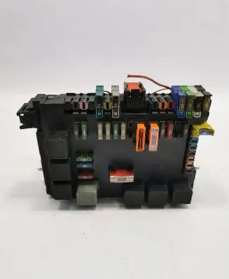 Mercedes-Benz S W221 Fuse box set A2215403250