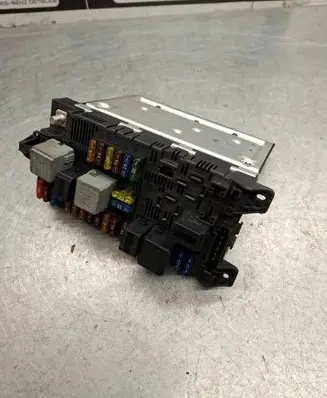 Mercedes-Benz E W211 SAM control unit 2115453901