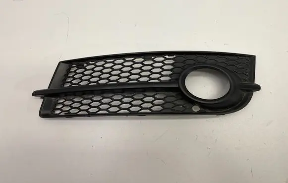 Audi TT TTS Mk2 Front bumper lower grill 8J0807681