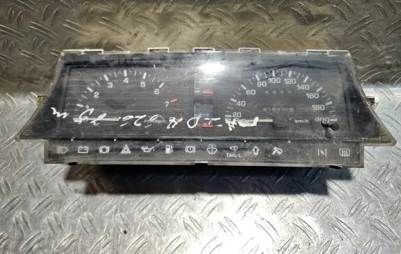 Mazda 626 Speedometer (instrument cluster)
